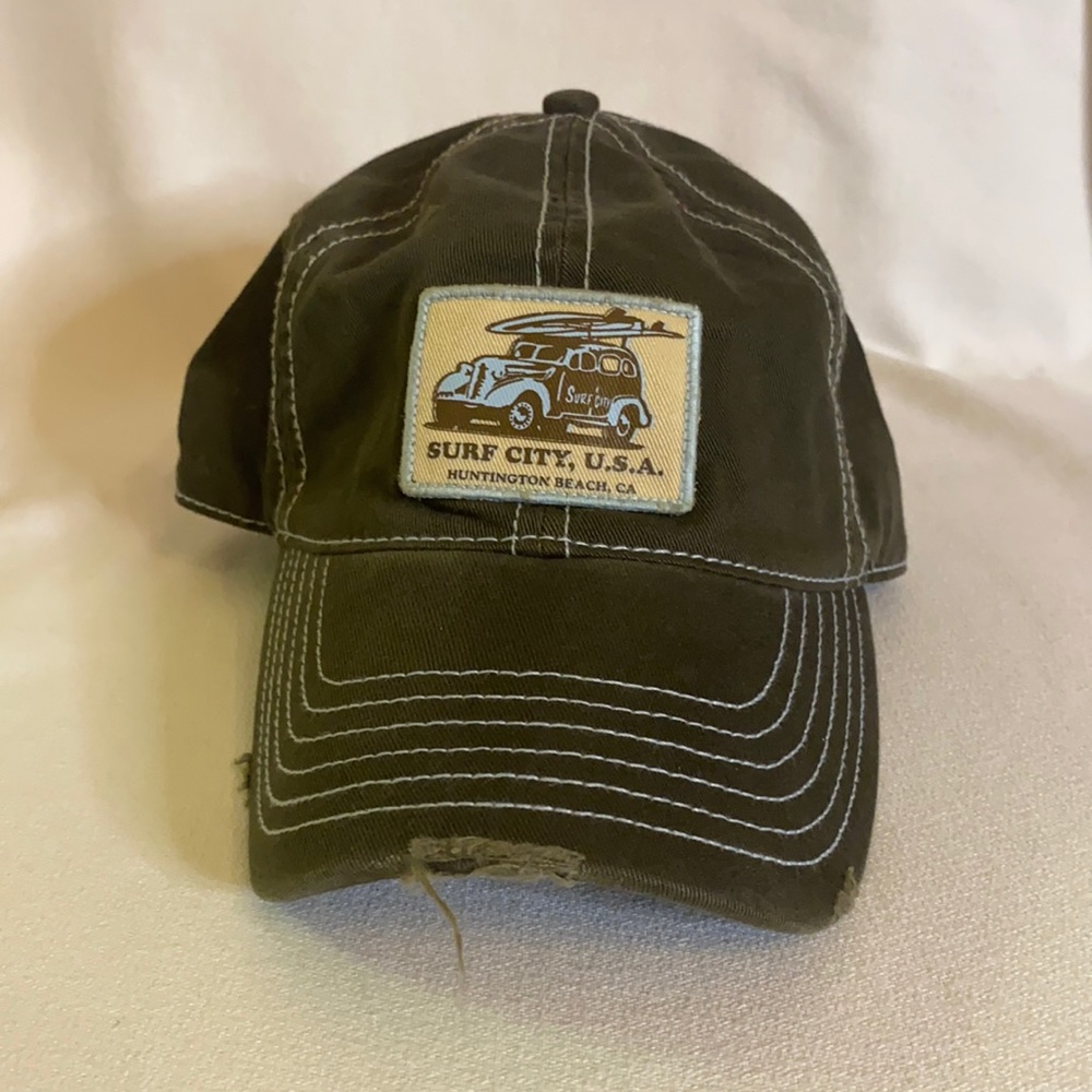 NWT surf city USA fossil hat